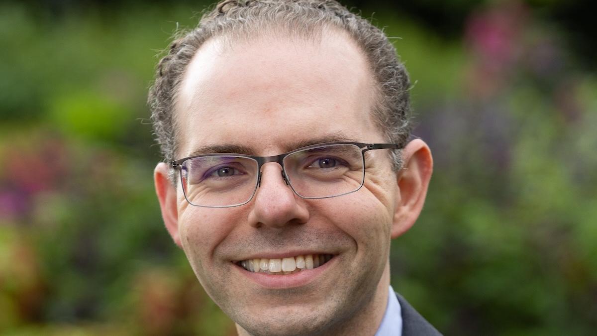 Dan Hirschman Headshot