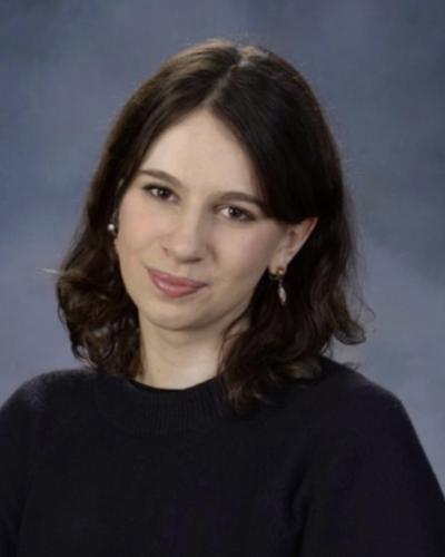 Lila Schwab headshot